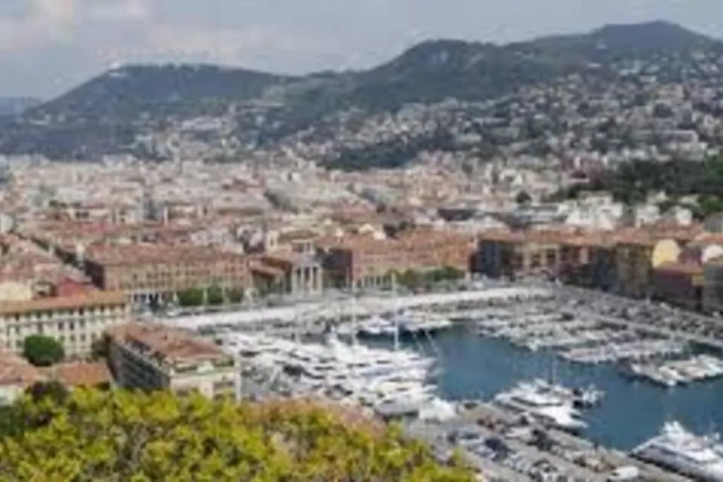 Apartment Garibaldi 3 Chambres 6 Couchages, Easy Check-In Nice